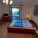 Linet Garden Funtana