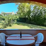 Gasthuis Linet Garden Funtana