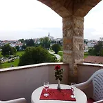 Linet Garden Funtana
