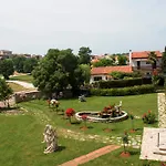 Pensión Linet Garden