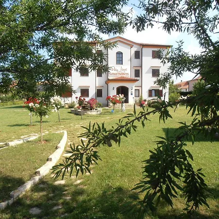 Linet Garden 招待所