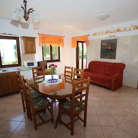 Гостевой дом Linet Garden Фунтана