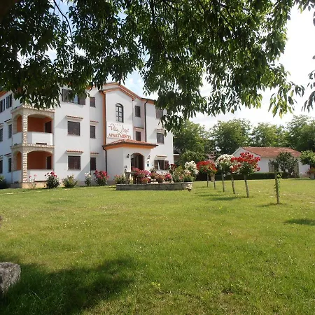 Vendégház Linet Garden Funtana