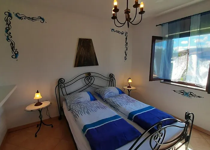 Linet Garden Vendégház Funtana