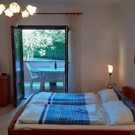Konukevi Linet Garden 4*