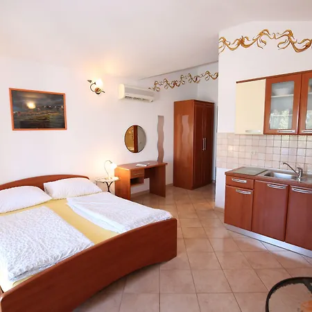 Linet Garden 4* Funtana