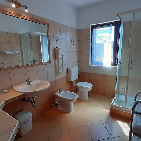Linet Garden 4* Funtana