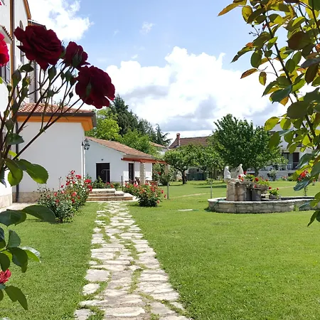 بيت ضيافة Linet Garden فونتانا