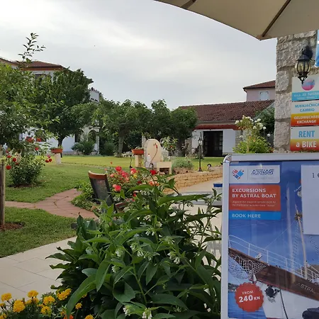 Linet Garden 4* Funtana