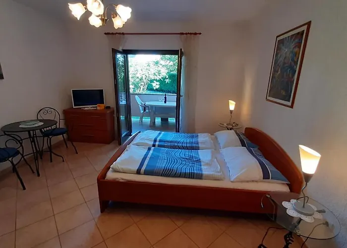 Linet Garden Funtana