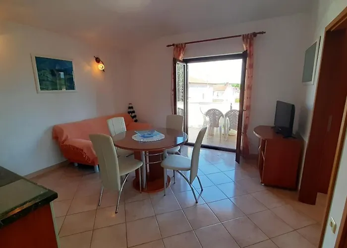 Linet Garden Konukevi 4*