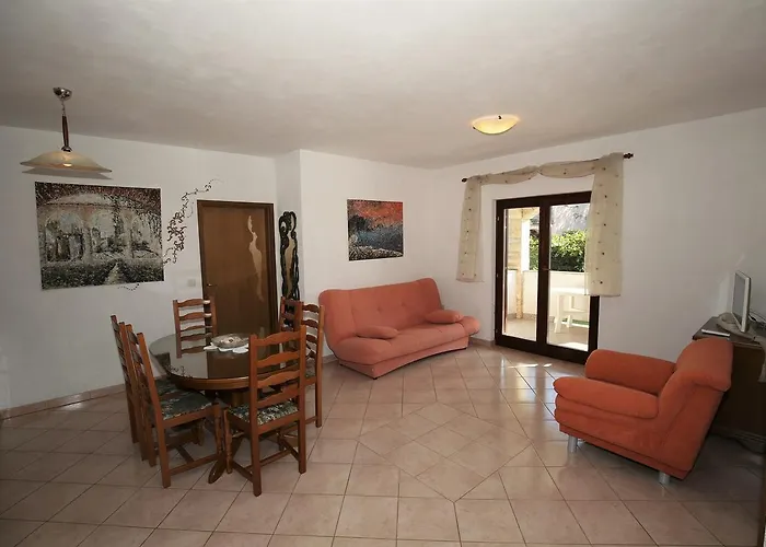 Villa Linet Garden Funtana