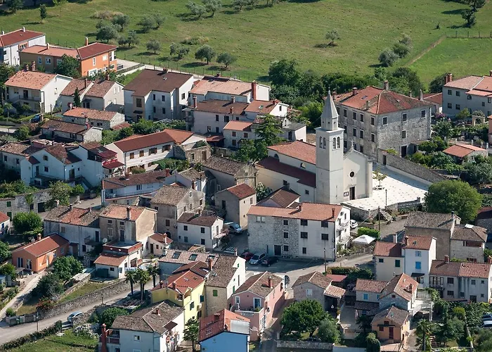 Villa Linet Garden Gostinjska kuća Funtana