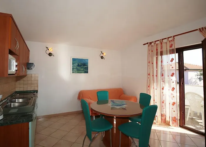 Gostinjska kuća Villa Linet Garden Funtana